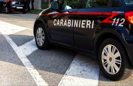 auto_carabinieri_