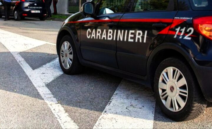 auto_carabinieri_